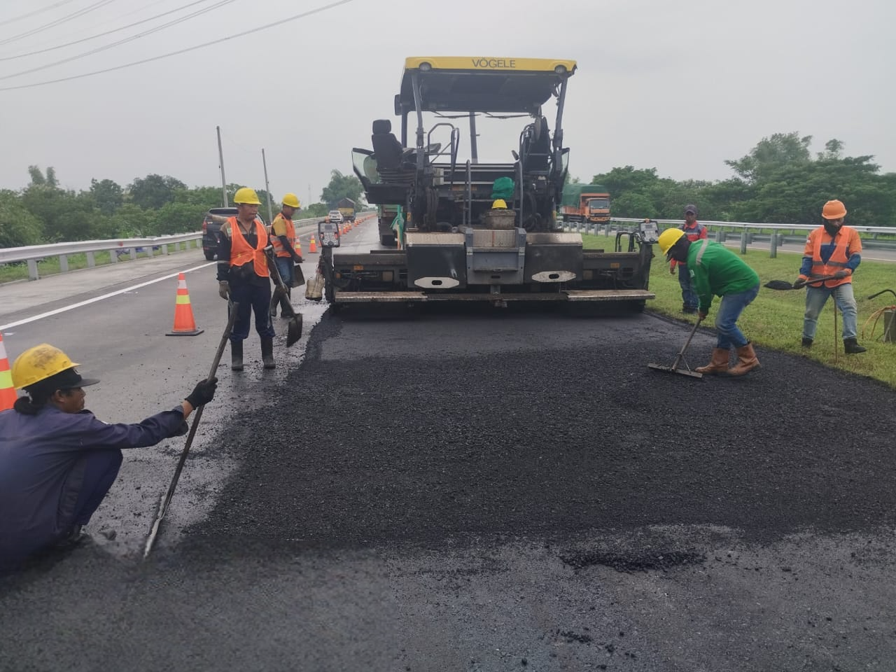 Periodic Overlay Maintenance of Lane B on Gempol-Pasuruan Toll Road Section